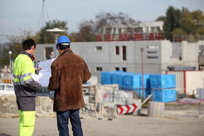 planowanie budowy domu z geodetą